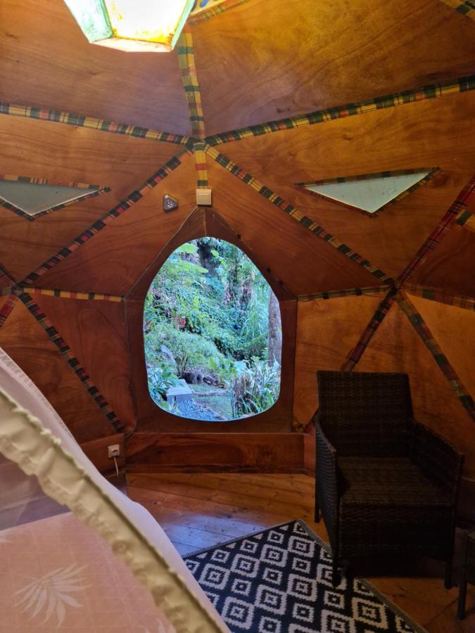 圣克洛德 Dome En Bord De Riviere酒店 外观 照片